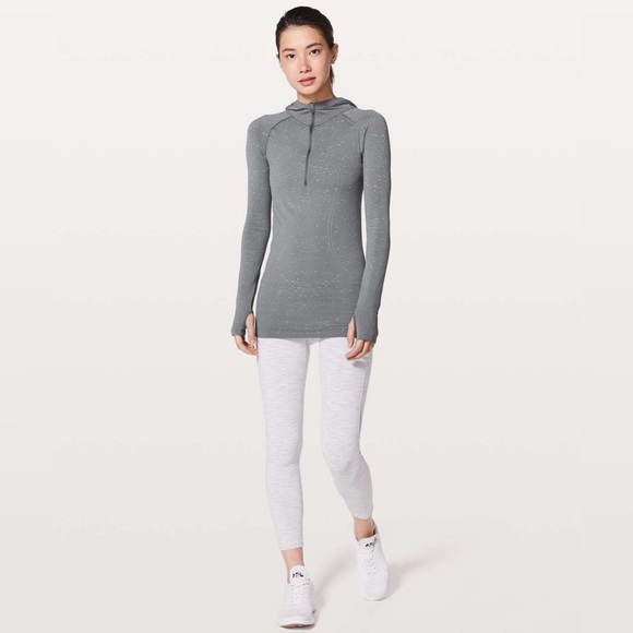 Lululemon Swiftly Tech Hooded 1/2 Zip - Picture 2 of 5